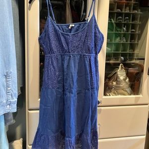 Fun & Flirty!!  Blue spaghetti strap RipCurl sundress size Large
